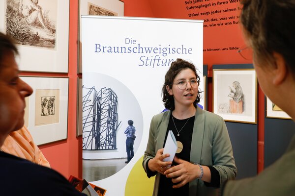 Frau Freimann beriet Interessierte zu den Angeboten der Braunschweigischen Stiftung.